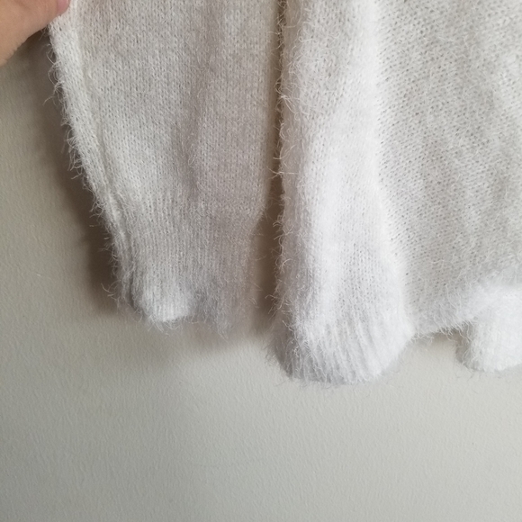 INNER CIRCLE NWOT Crossfront Wrap Fuzzy Sweater - Picture 7 of 9